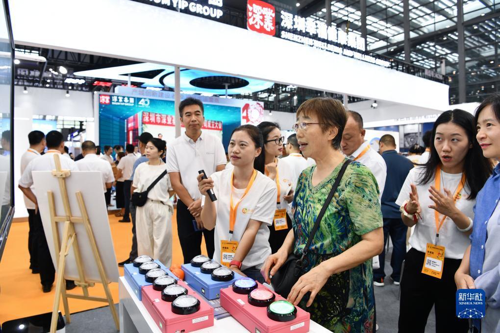 银钻娱乐手机版下载